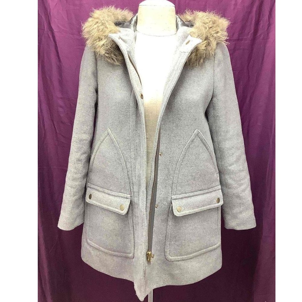 J.CREW WM'S LINED GRAY WOOL BLEND COAT W/FAUX FUR HOOD Size 6 Petite